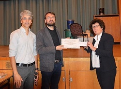 Übergabe der Urkunde